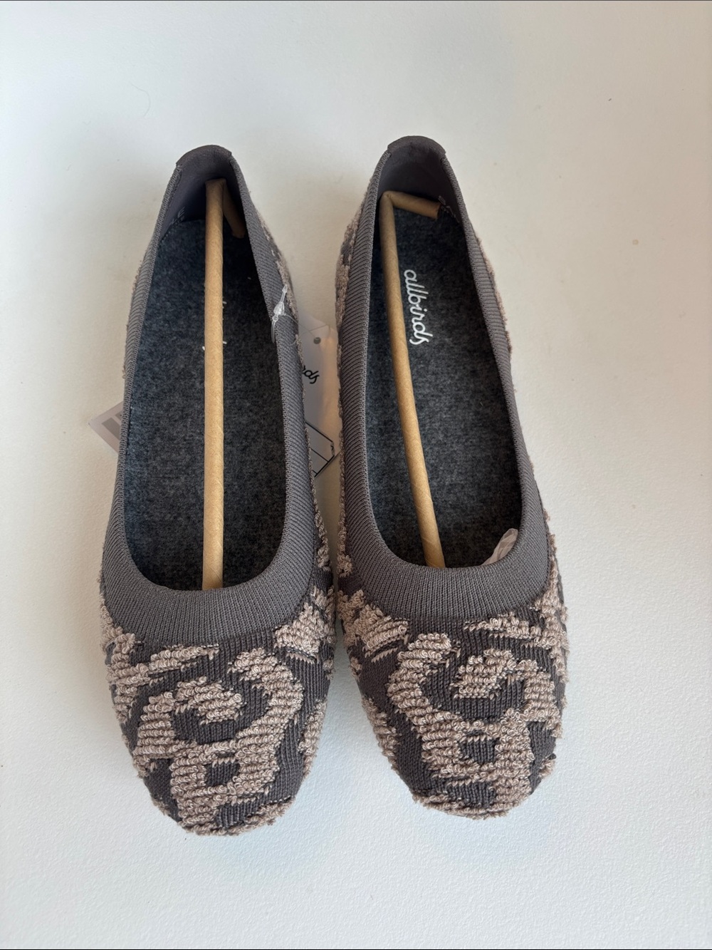 Allbirds Breezer Terry, women’s US size 7, 
Color: Anthracite/ Mushroom, New
